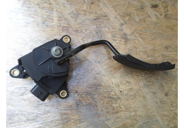 Потенціометр, педаль газу Renault Clio III, 8200297343